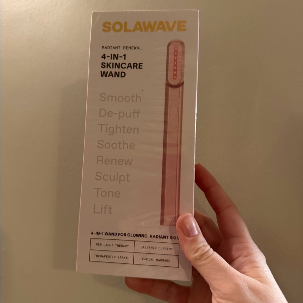 SolaWave 4-in-1 Skincare Wand - roseGold nwt